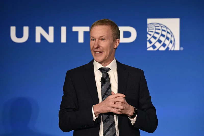 United CEO Scott Kirby: What's his angle on Verizon layoffs and CDC vaccines